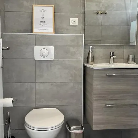 N2 Maison T2 Climatise *