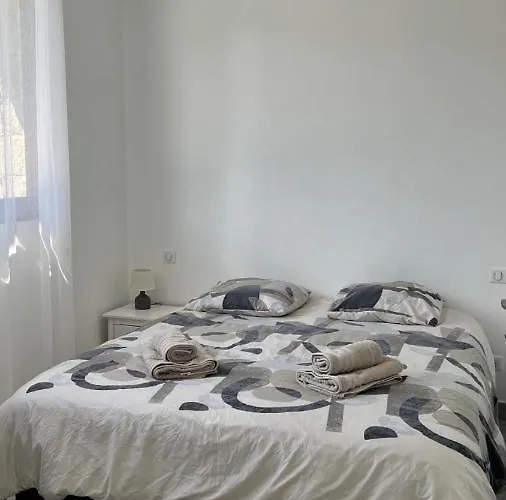 N2 Maison T2 Climatise * Ajaccio (Corsica)